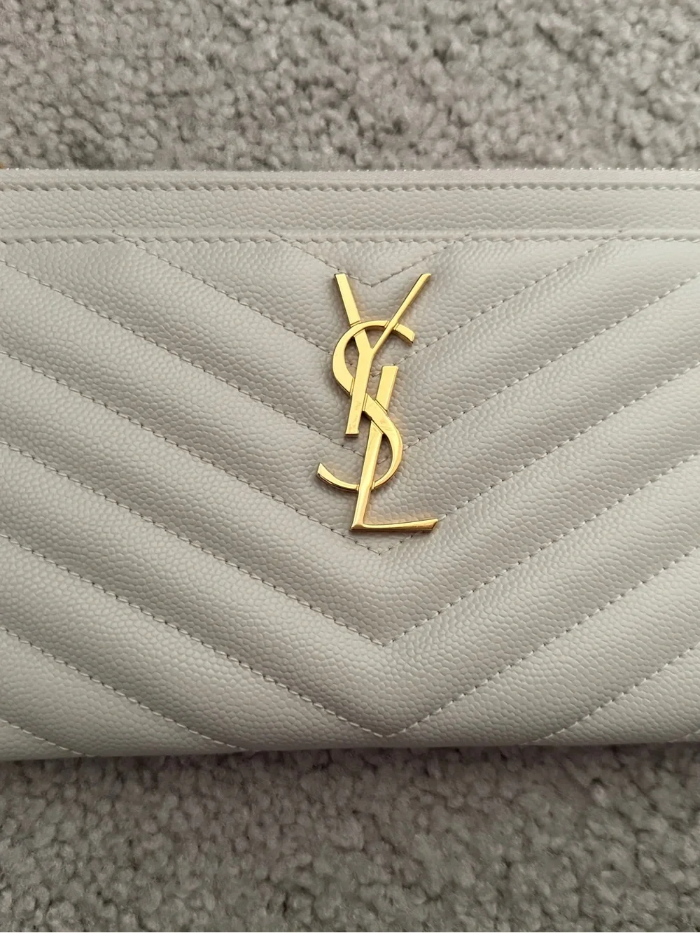 Saint Laurent Cream Quilted Wallet with Gold YSL Logo - Picture 1 of 9